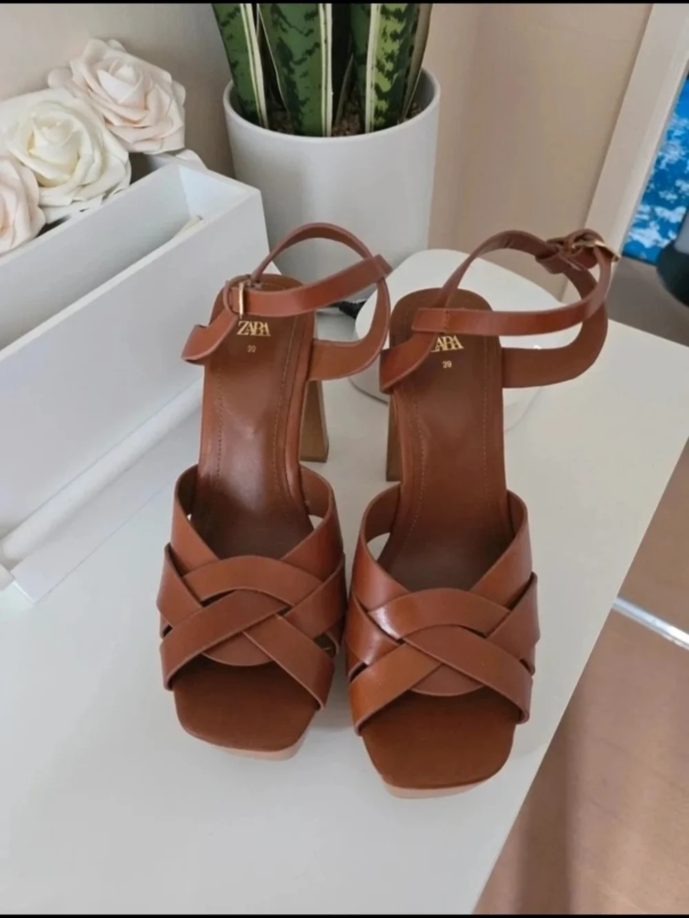 Zara Brown Leather Platform Sandals - Women